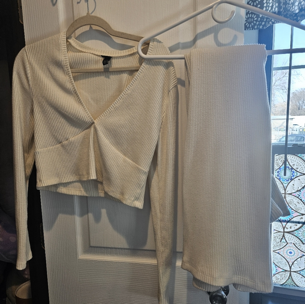 Wild Fable Ribbes White 2 Piece Sweater Set